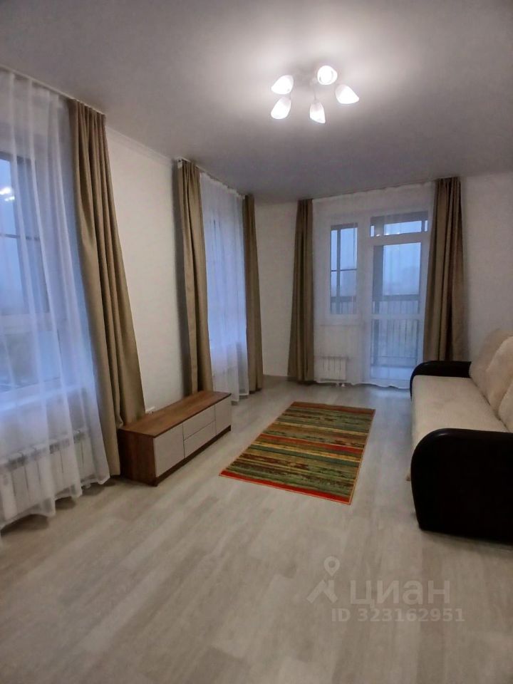 Аренда 2-комн квартиры на вторичном рынке Профсоюзная улица, 33