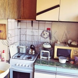 Продажа 2-комн квартиры на вторичном рынке Бухарестская ул,  д. 88