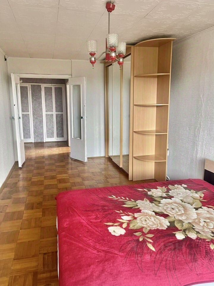 Продажа 2-комн квартиры на вторичном рынке с. Петровское, улица Центральная, 24