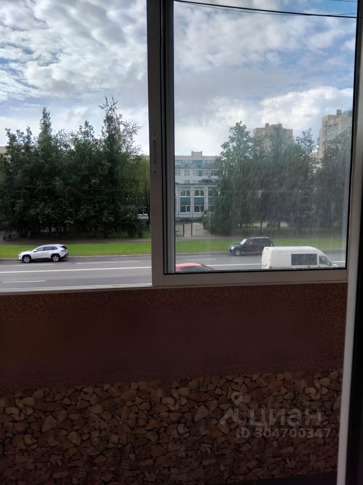 Продажа 1-комн квартиры на вторичном рынке улица Сикейроса, 12