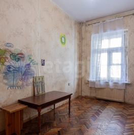 Продажа 2-комн квартиры на вторичном рынке Репина ул,  д. 25