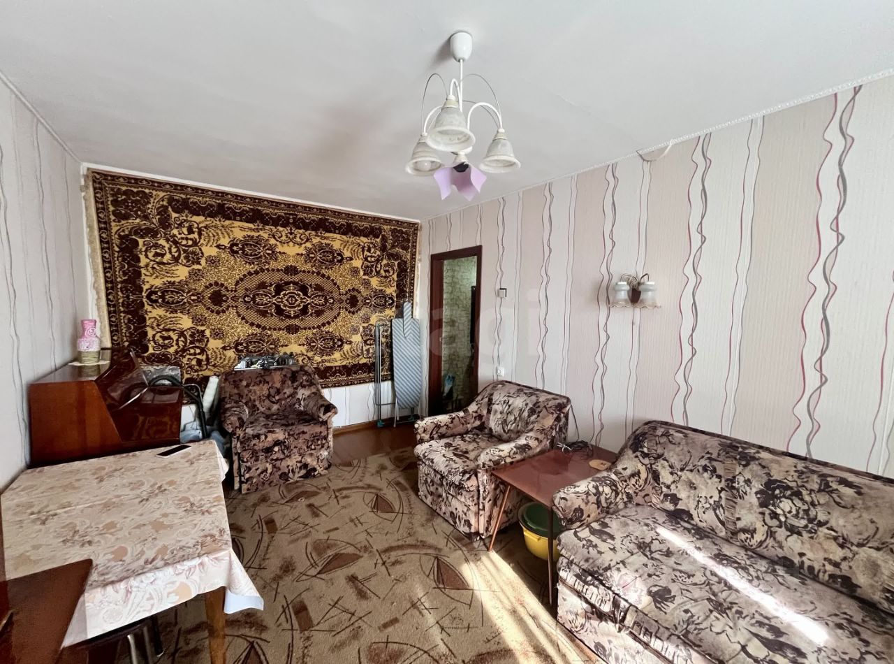 Продажа 2-комн квартиры на вторичном рынке Кириши, улица Энергетиков, 9а