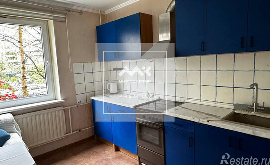 Продажа 3-комн квартиры на вторичном рынке Камышовая улица,  д. 6 к1