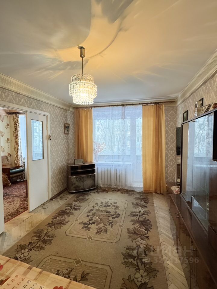 Продажа 2-комн квартиры на вторичном рынке Ленинский проспект, 174