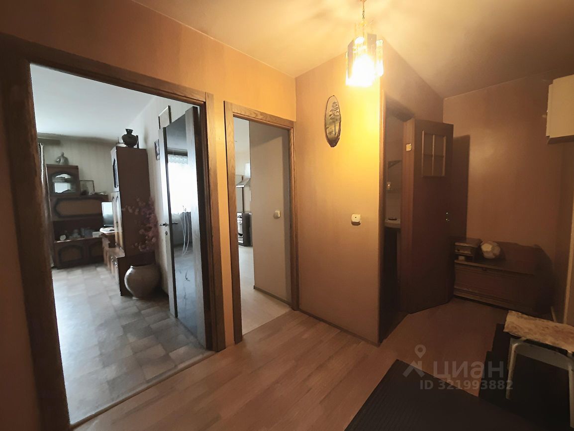 Продажа 4-комн квартиры на вторичном рынке Счастливая улица, 14