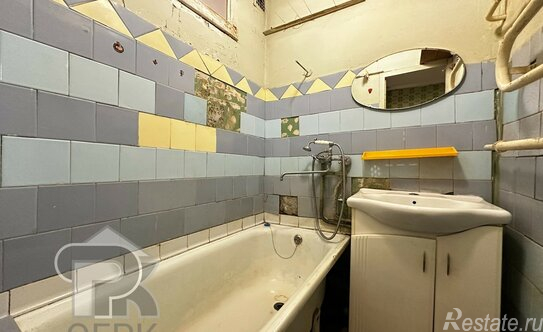 Продажа 2-комн квартиры на вторичном рынке Видное, пр-кт Ленинского Комсомола,  д. 38