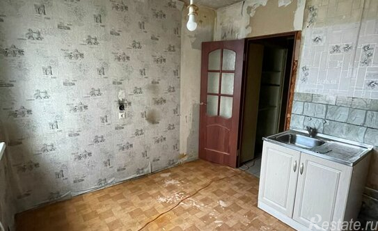 Продажа 3-комн квартиры на вторичном рынке Шлиссельбургский пр-кт,  д. 17,  к. 2