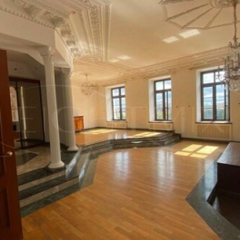 Продажа 4-комн квартиры на вторичном рынке Архангельский переулок,  д. 9