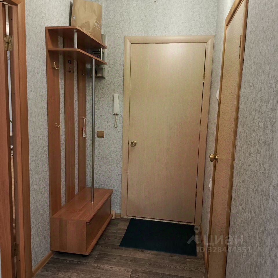 Продажа 1-комн квартиры на вторичном рынке Ленинский проспект, 135к4