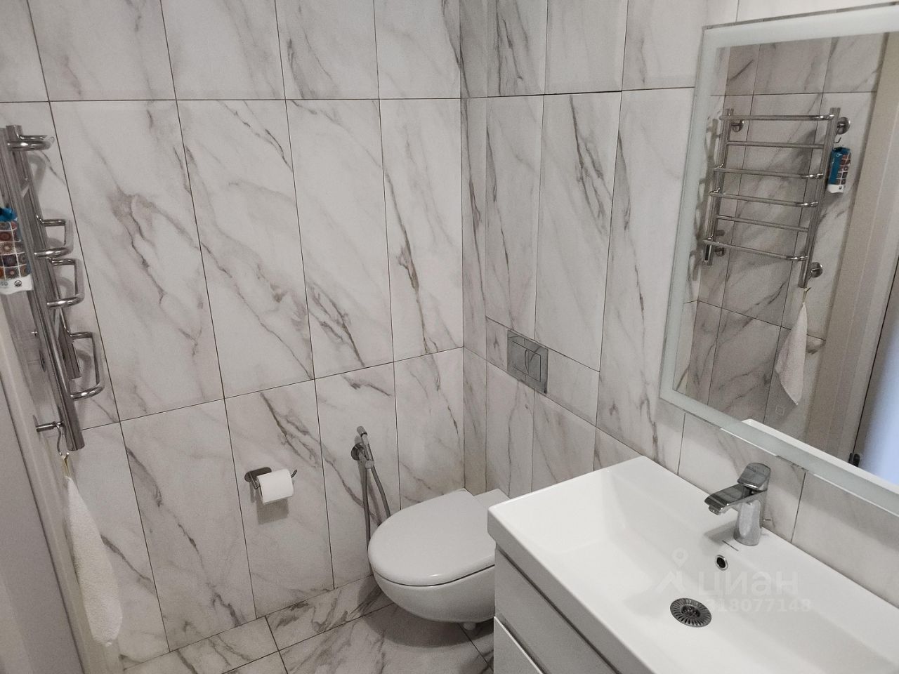 Продажа 2-комн квартиры на вторичном рынке улица Гришина, 16