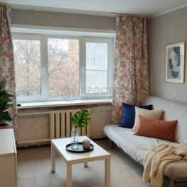 Продажа 1-комн квартиры на вторичном рынке Керамик, ул Заводская,  д. 41А