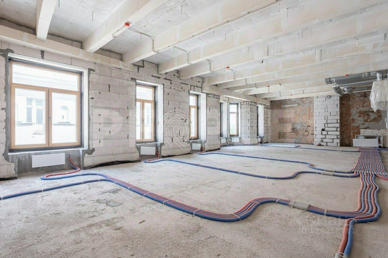 Продажа 4-комн квартиры на вторичном рынке улица Большая Полянка, 44