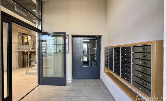 Продажа 1-комн квартиры на вторичном рынке Ветеранов пр-кт,  д. 206 с1