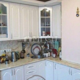 Продажа 4-комн квартиры на вторичном рынке Плавский проезд,  д. 8