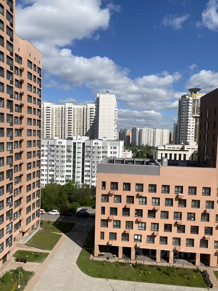 Продажа студии улица Верхние Поля, 32к1