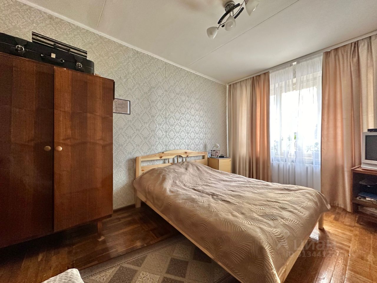 Продажа 3-комн квартиры на вторичном рынке Большая Остроумовская улица, 17