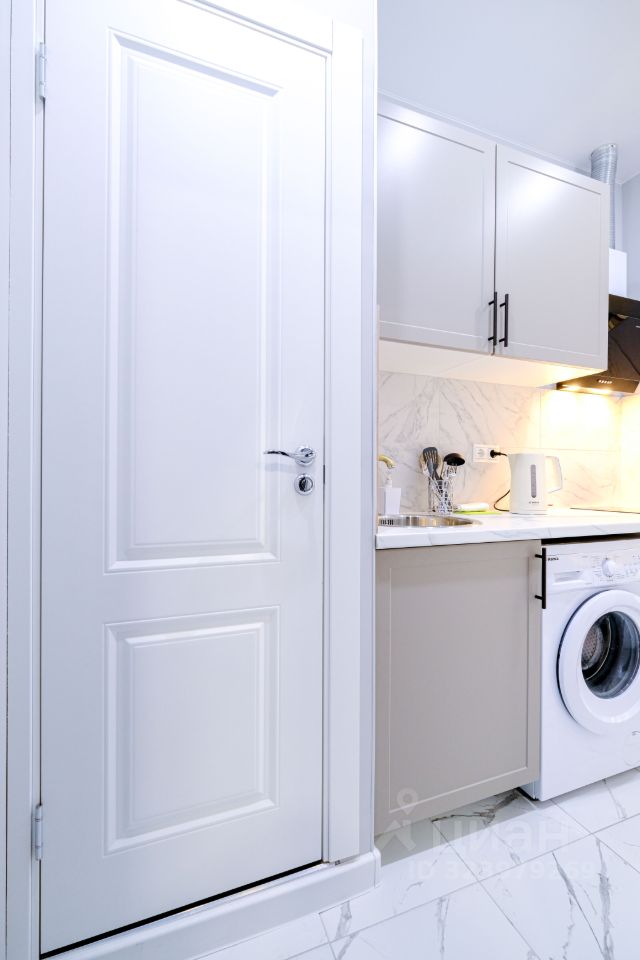 Аренда студии проспект Защитников Москвы, 3к1