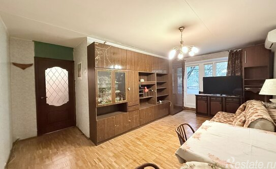 Продажа 3-комн квартиры на вторичном рынке ул Народного Ополчения,  д. 20,  к. 2