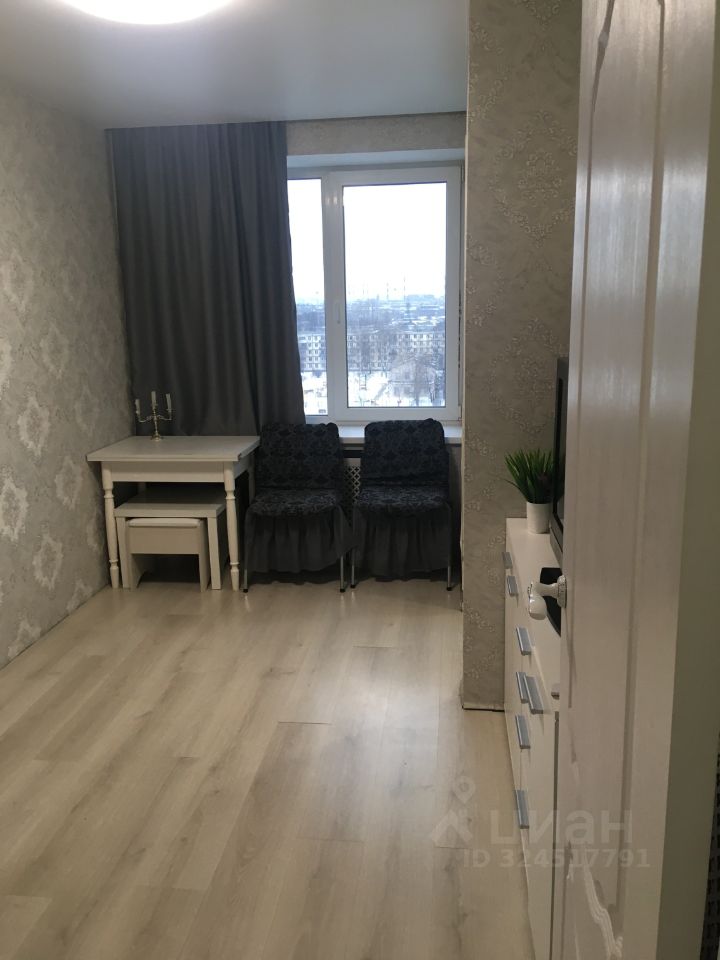 Продажа 3-комн квартиры на вторичном рынке Новоизмайловский проспект, 3