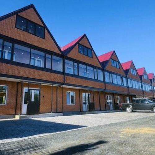 5-комн квартира Кириши, ул Нефтехимиков,  д. 102/9