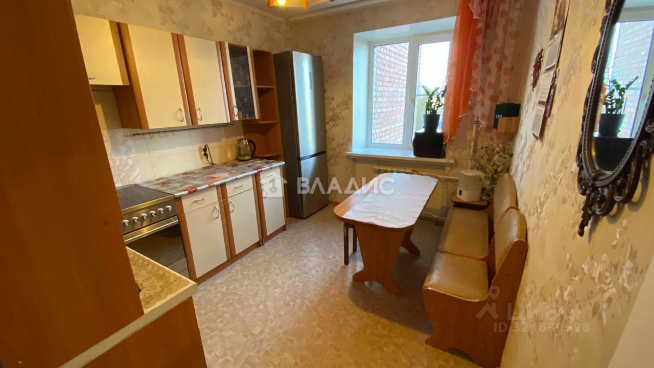 Продажа 2-комн квартиры на вторичном рынке Рыбацкий проспект, 35