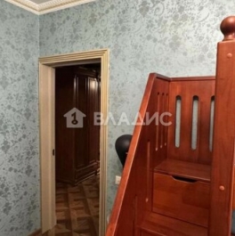 Продажа 3-комн квартиры на вторичном рынке ул Верхние Поля,  д. 33,  к. 1