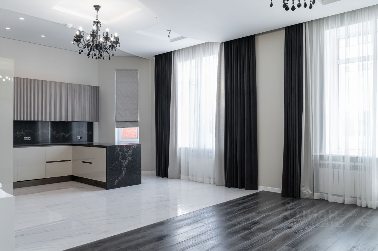 Продажа 3-комн квартиры на вторичном рынке улица Композиторов, 10