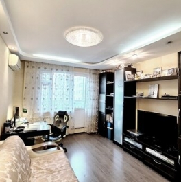 Продажа 2-комн квартиры на вторичном рынке Святоозёрская улица,  д. 14