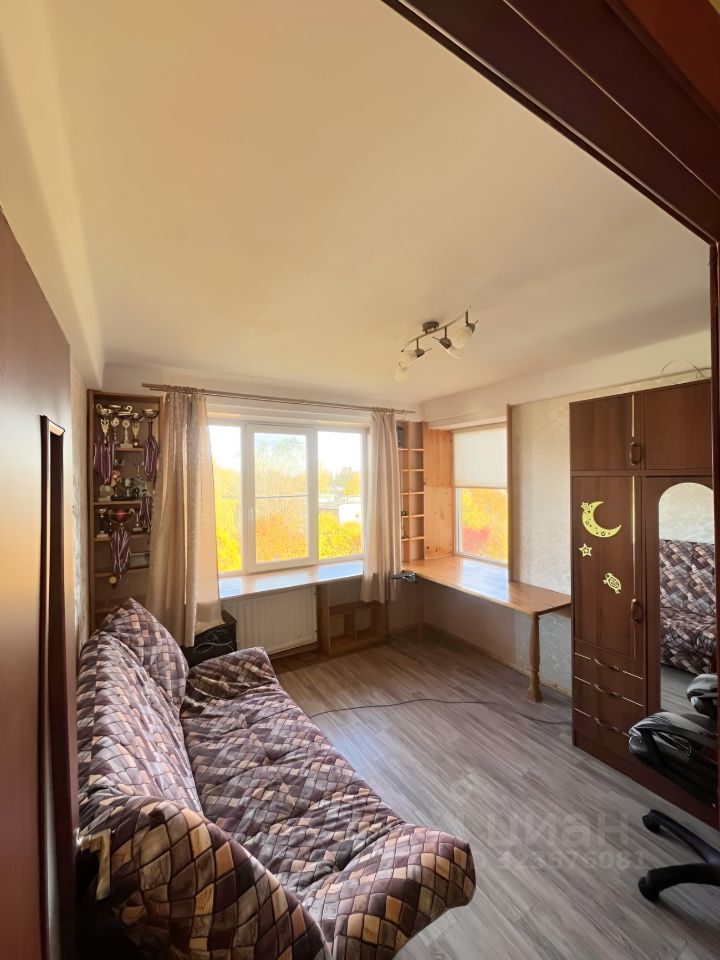 Аренда 1-комн квартиры на вторичном рынке проспект Космонавтов, 32К2