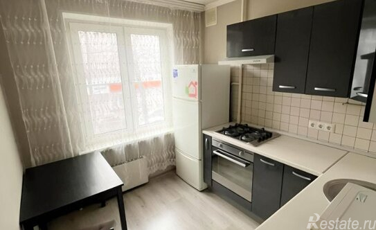 Аренда 1-комн квартиры на вторичном рынке ул Молдагуловой,  д. 28,  к. 3