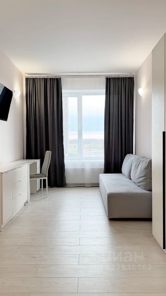 Аренда 1-комн квартиры на вторичном рынке Авиационный мкр, улица Жуковского, 4к3