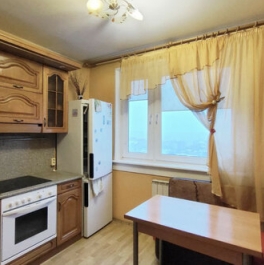 Продажа 3-комн квартиры на вторичном рынке ул Венёвская,  д. 15