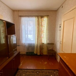 Продажа 2-комн квартиры на вторичном рынке Волхов, ул Новгородская,  д. 12