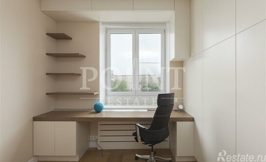 Продажа 3-комн квартиры на вторичном рынке Хилков пер,  д. 1