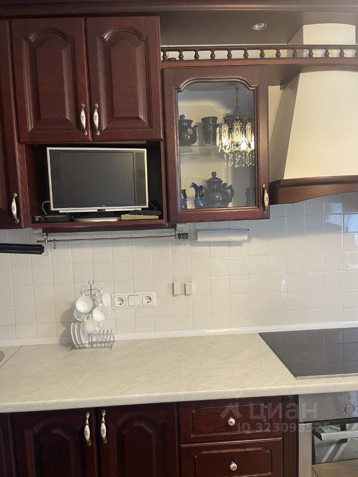 Аренда 3-комн квартиры на вторичном рынке Планерная улица, 47К5