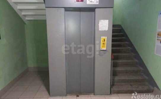 Продажа 2-комн квартиры на вторичном рынке Московский пр-кт,  д. 220