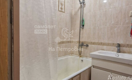 Продажа 2-комн квартиры на вторичном рынке улица Инессы Арманд,  д. 4 к1