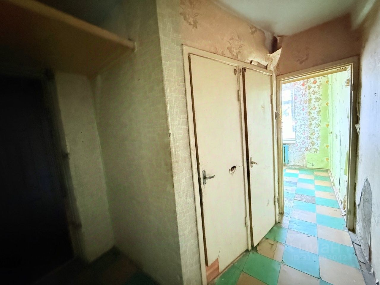 Продажа 1-комн квартиры на вторичном рынке пос. Первомайское, улица Ленина, 62