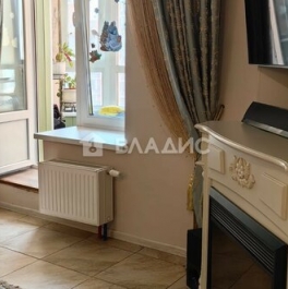 Продажа 2-комн квартиры на вторичном рынке Новый Оккервиль, пр-кт Строителей,  д. 6