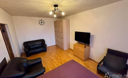 Аренда 1-комн квартиры на вторичном рынке ул Высокая,  д. 12