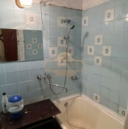 Продажа 2-комн квартиры на вторичном рынке Белградская улица,  д. 28 к3