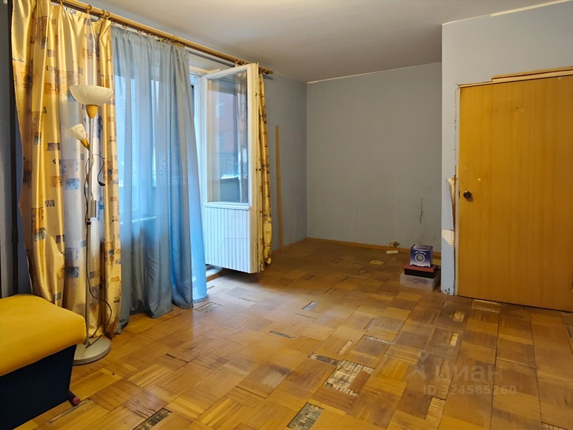 Продажа 3-комн квартиры на вторичном рынке Болотниковская улица, 10кА