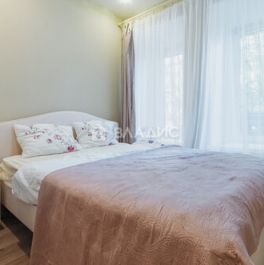 Продажа 1-комн квартиры на вторичном рынке Петрозаводская улица,  д. 16