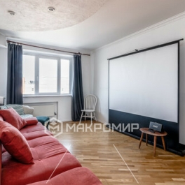 Продажа 4-комн квартиры на вторичном рынке Осенняя улица,  д. 14