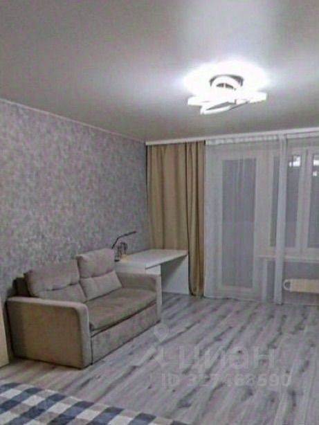 Продажа 1-комн квартиры на вторичном рынке Инициативная улица,  д. 12