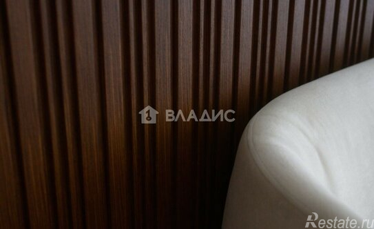 Продажа 1-комн квартиры на вторичном рынке Заречье рп, Медовая ул,  д. 2