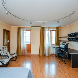 Продажа 2-комн квартиры на вторичном рынке Сестрорецк г, Токарева ул,  д. 6