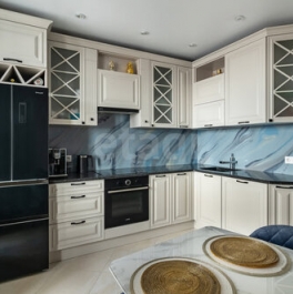 Продажа 3-комн квартиры на вторичном рынке улица Маршала Казакова