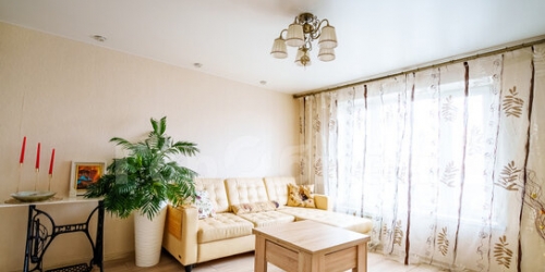 3-комн квартира бульвар Матроса Железняка,  д. 21