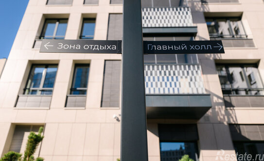 Продажа 2-комн квартиры на вторичном рынке Лисичанская улица,  д. 22 с1